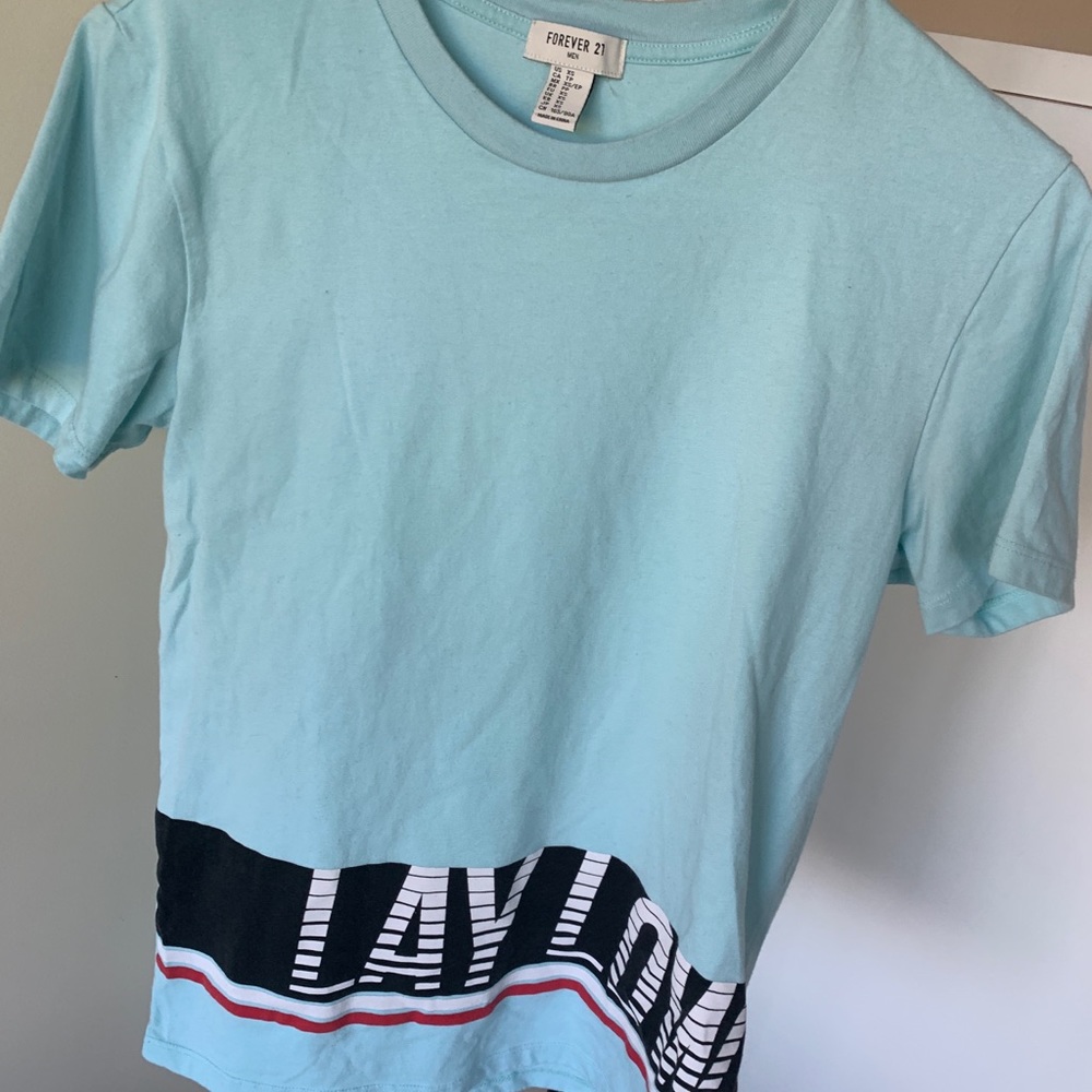 FOREVER 21 men’s t-shirt - size XS